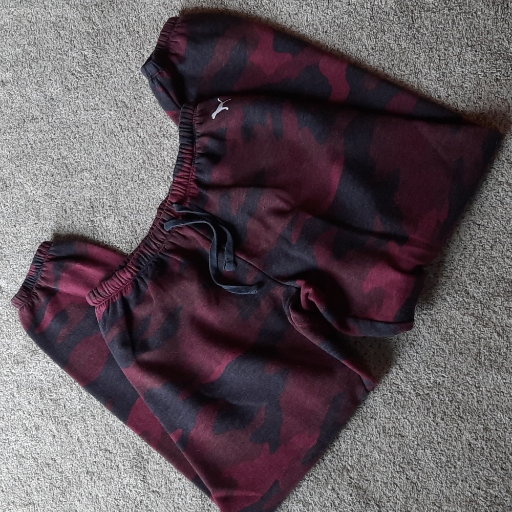 VS PINK Red Camo Sweats